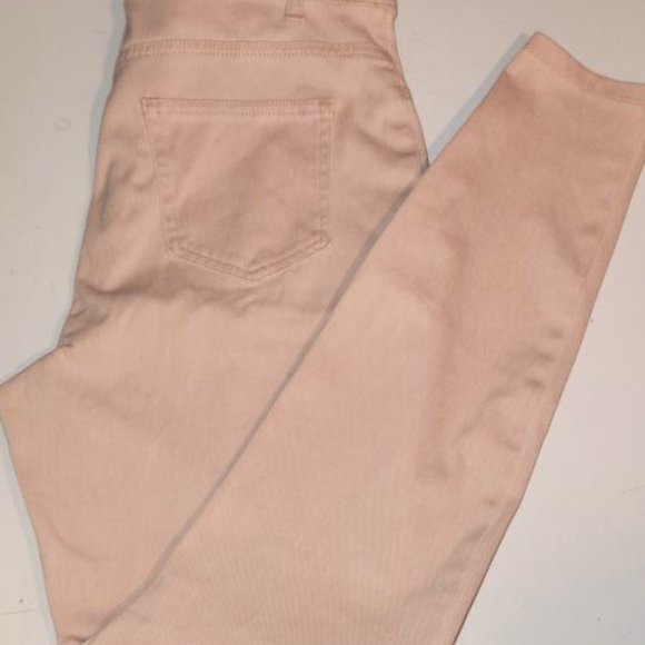 Time and Tru ** stylish stretch jeans, Light Pink, size Medium (8-10) 30" waist - Picture 8 of 8